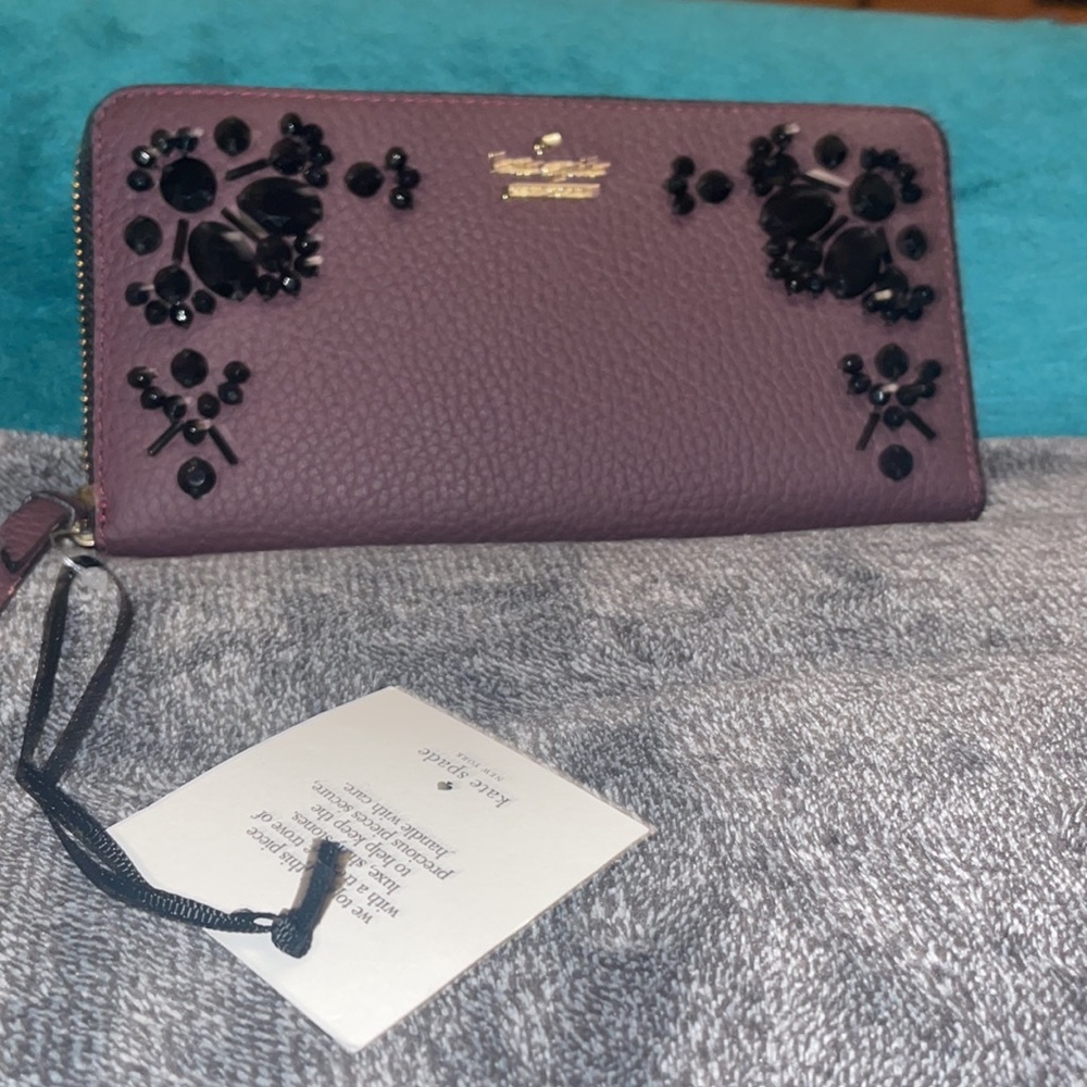 Rare Kate spade Wallet NWT